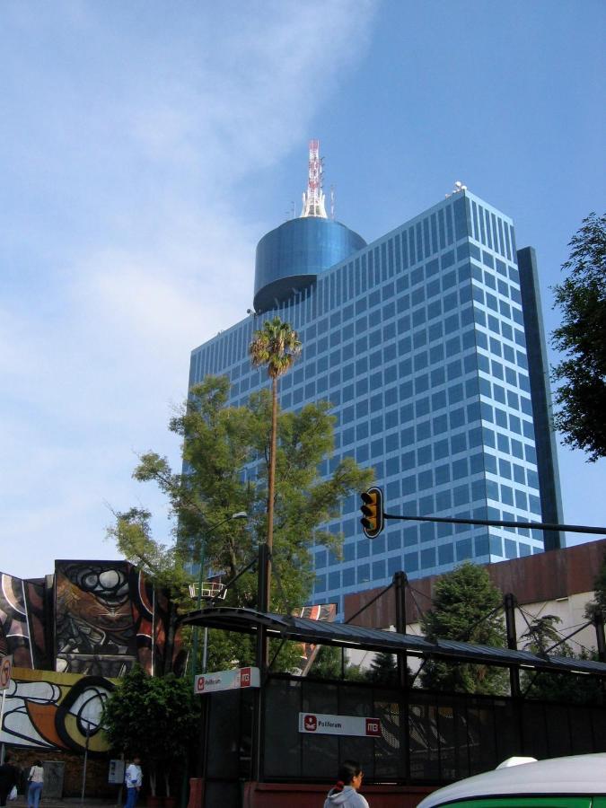 Izzzleep Wtc Mexico Hotel Bagian luar foto